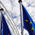 Zöld utat kaphat az EU-s légi utasjogok reformja – változások 2027-től